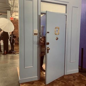 Meet your Posher, Liz